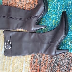 Antonio Melani Brown Leather upper boots with silver buckle and side zip. 8M